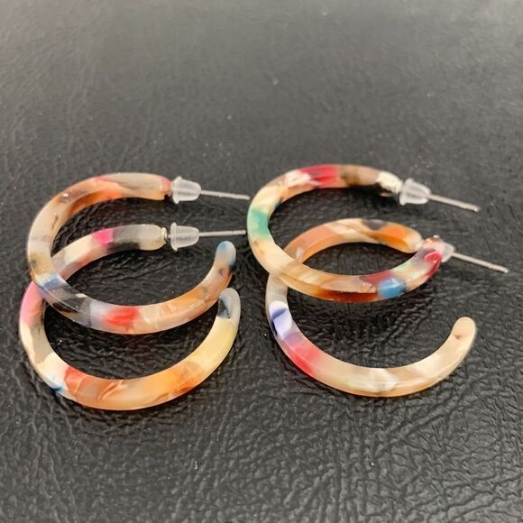Unique Unisex Handmade Swirled Marbleized Acetate Eco-Friendly Hoop Earrings - Picture 10 of 12